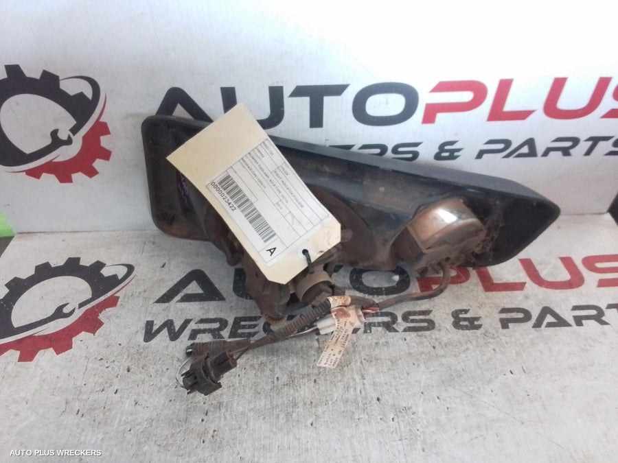 2015-2024 Toyota Hilux Right Indicator Fog Side