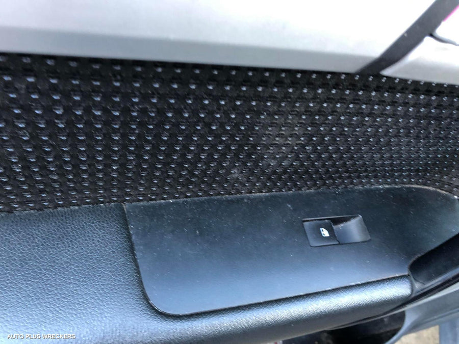 2016 Holden Captiva Door Boot Gate Lock