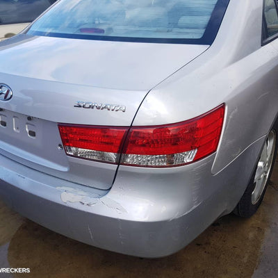 2005 Hyundai Sonata Right Headlamp