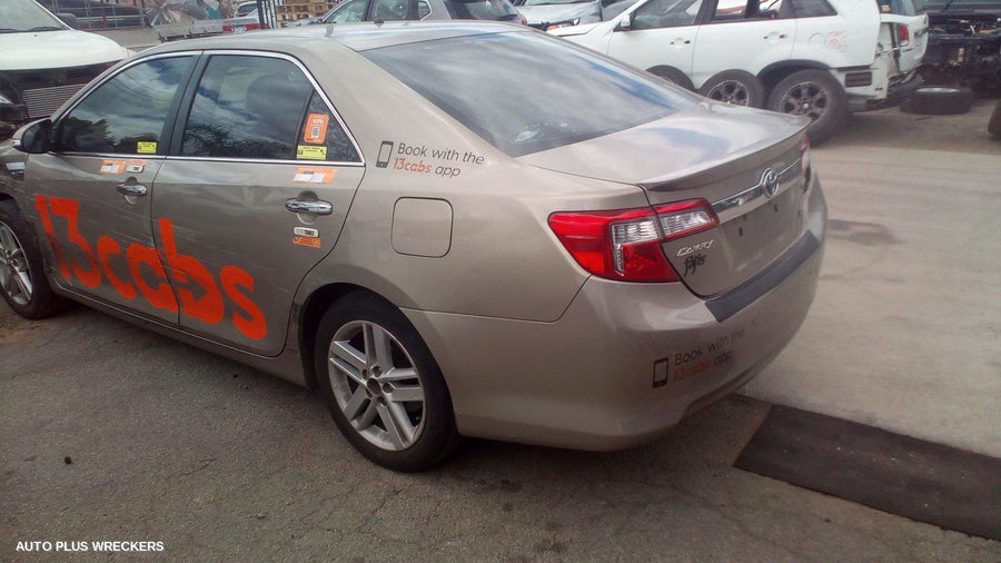 2012 Toyota Camry Right Indicator Fog Side