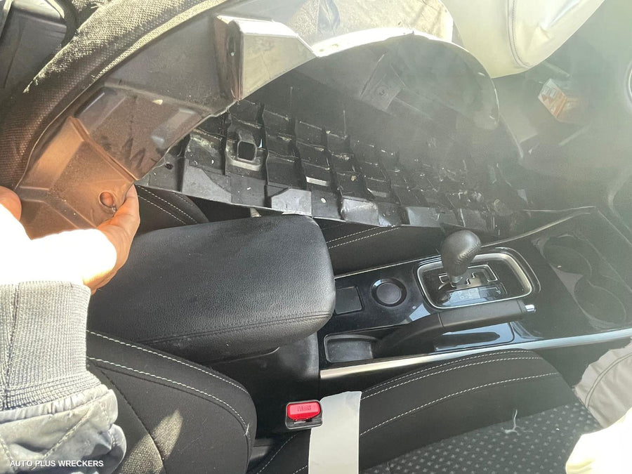 2017 Mitsubishi Outlander Right Rear Wnd Reg Motor