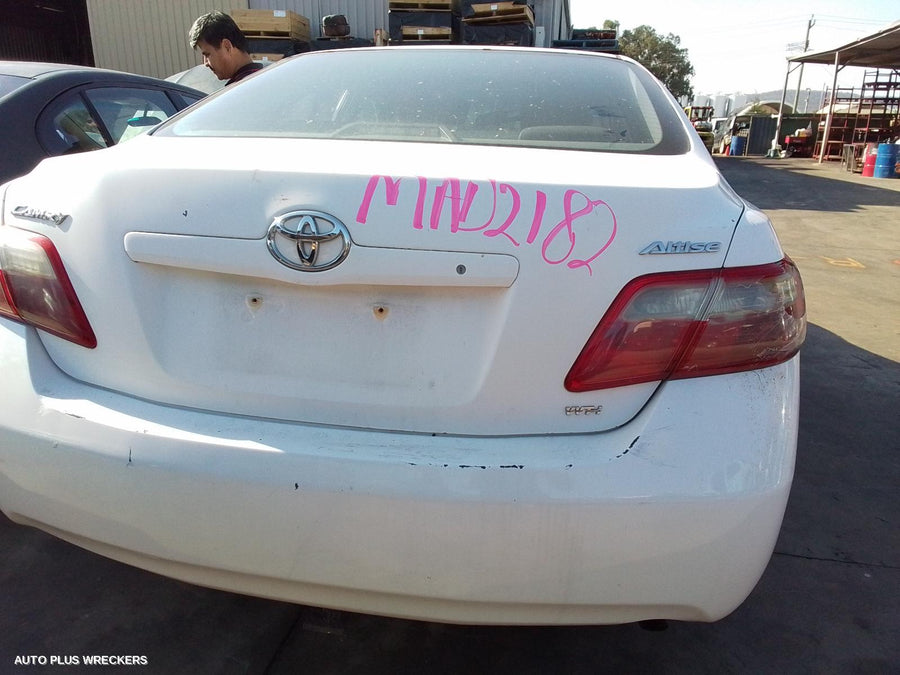 2007 Toyota Camry Right Rear Hub Assembly