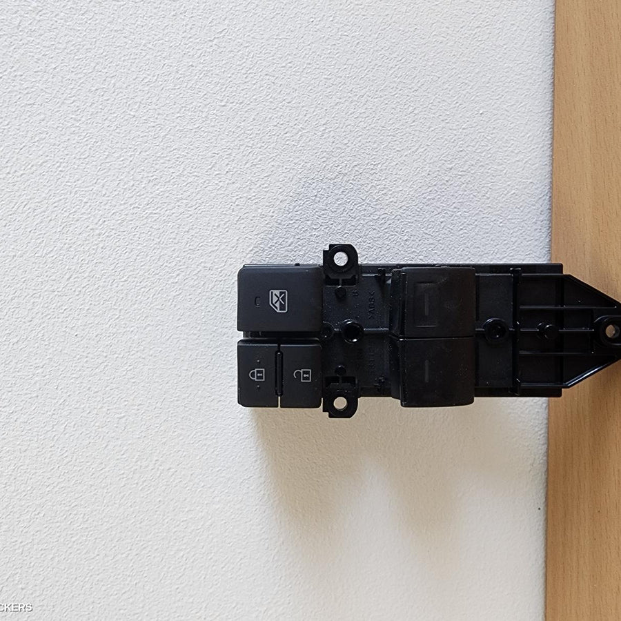 2019-2025 Toyota Hiace Pwr Dr Wind Switch
