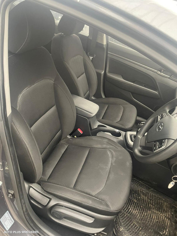 2017 Hyundai Elantra Right Door Mirror