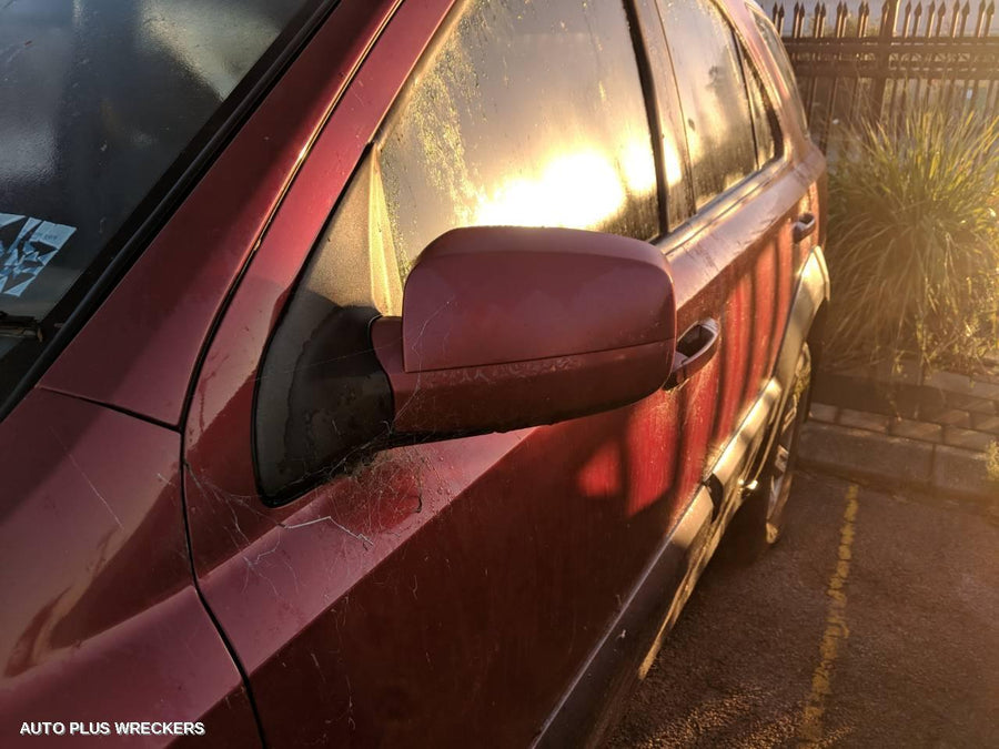 2004 Kia Sorento Right Guard