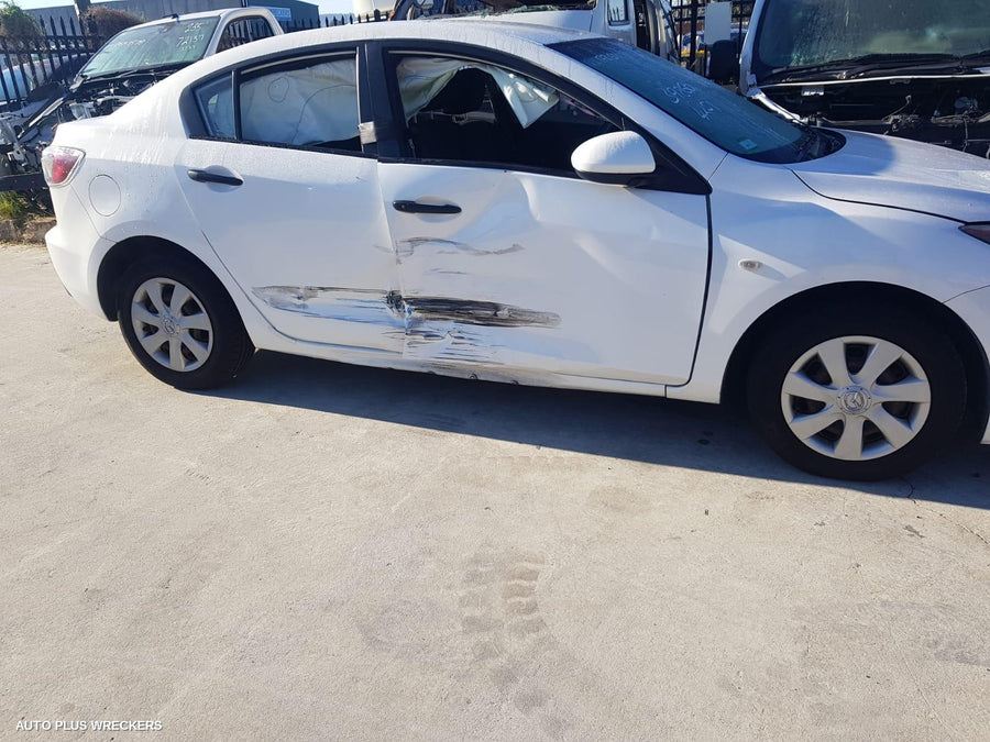 2009-2013 Mazda 3 Right Rear Door Window
