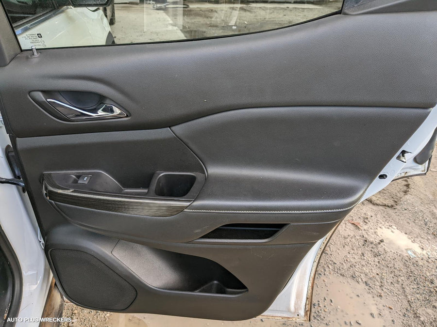 2020 Holden Acadia Headrest