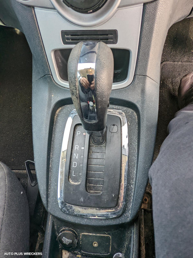 2012 Ford Fiesta Left Rear Door Sliding