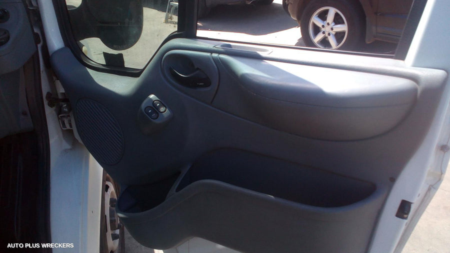 2009 Ford Transit Right Guard