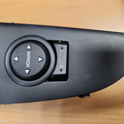 2020-2026 Kia Stonic Pwr Dr Wind Switch