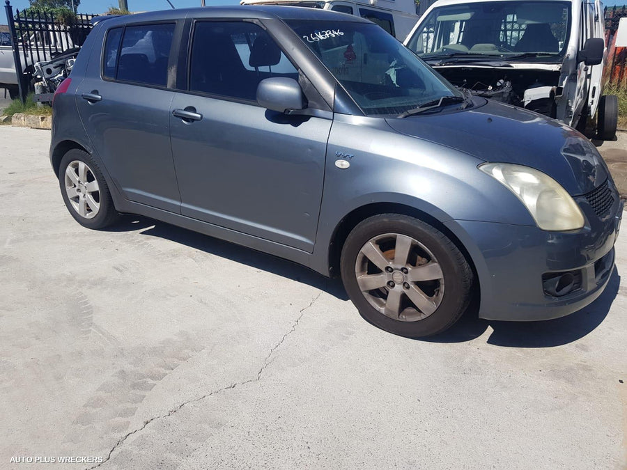 2004-2011 Suzuki Swift Overflow Bottle