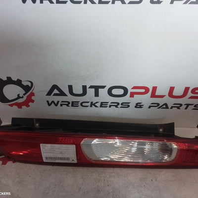 2007-2009 Ford Focus Right Taillight