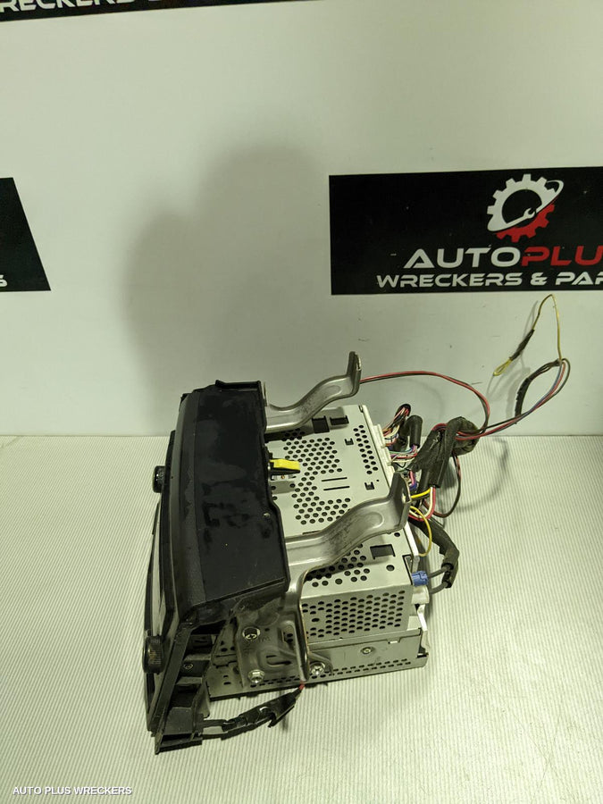 2010 Toyota Prado Radio Cd Dvd Sat Tv