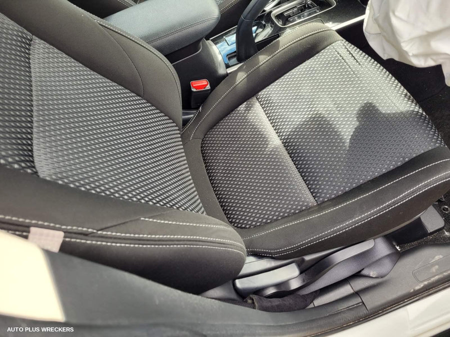 2018 Mitsubishi Outlander Interior Mirror