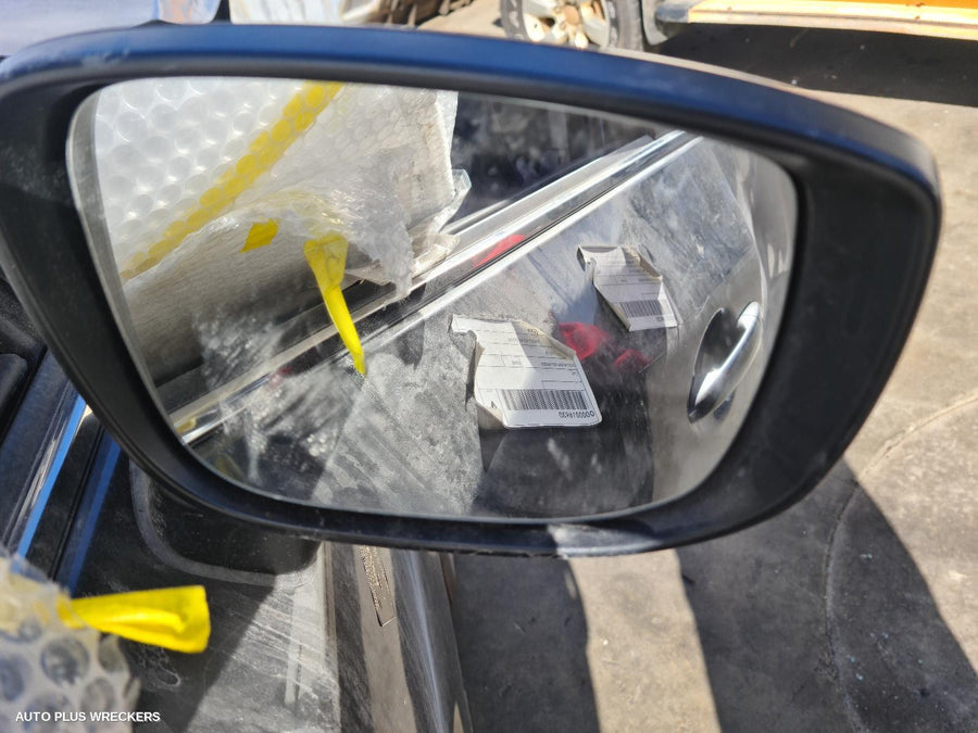 2017-2025 Mazda Cx5 Right Front Door Window
