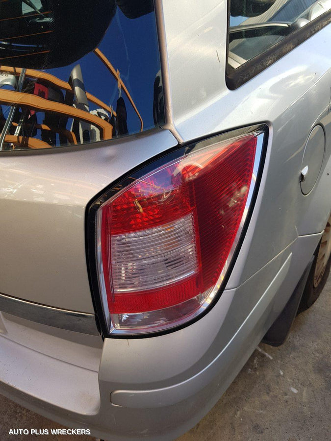 2007 Holden Astra Left Front Door