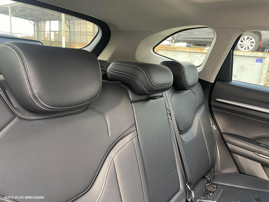 2022 Haval H6 Left Front Door Window