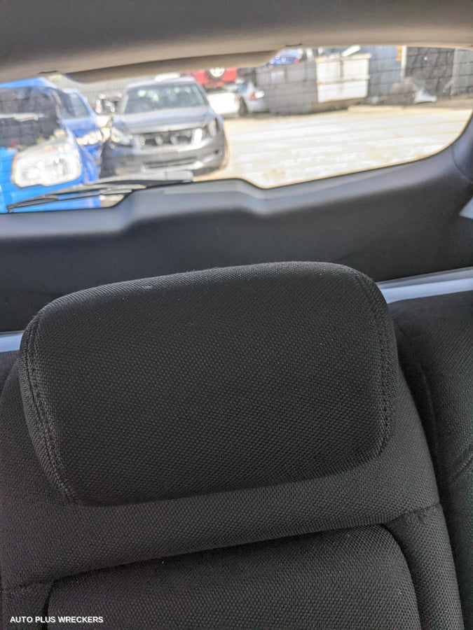 2010 Kia Sportage Left Taillight