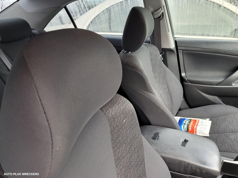 2010 Toyota Camry Rear Garnish