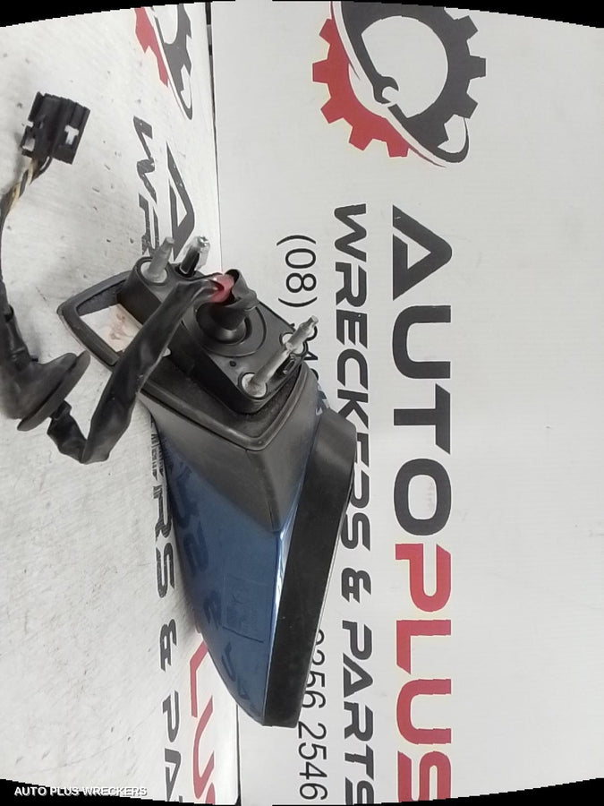 2016-2020 Holden Trax Right Door Mirror
