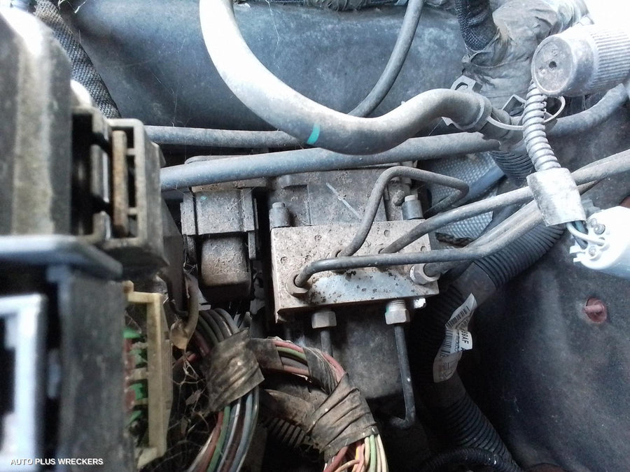 2007 Dodge Nitro Left Guard