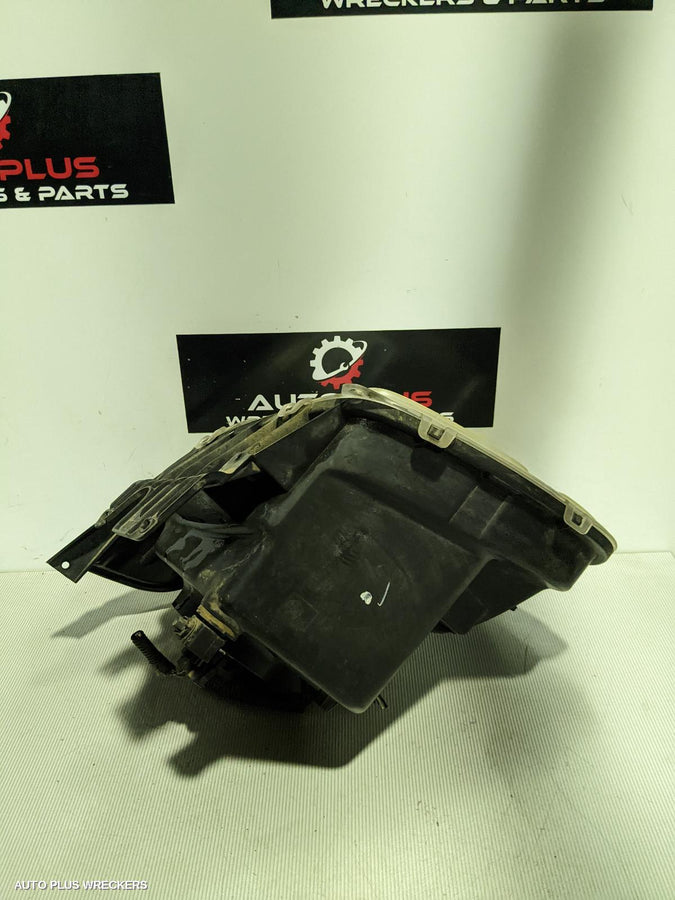 2007 Dodge Nitro Left Headlamp