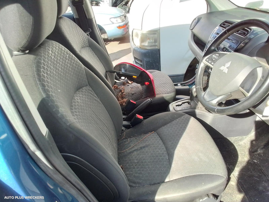 2013 Mitsubishi Mirage Left Rear Door Sliding