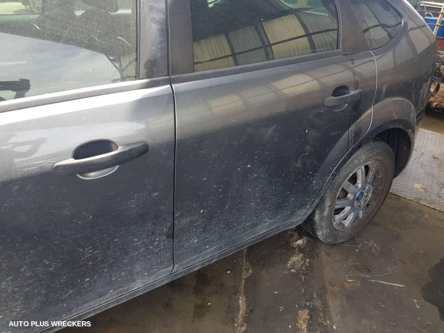 2007 Ford Focus Right Headlamp