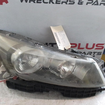 2008-2011 Honda Accord Right Headlamp