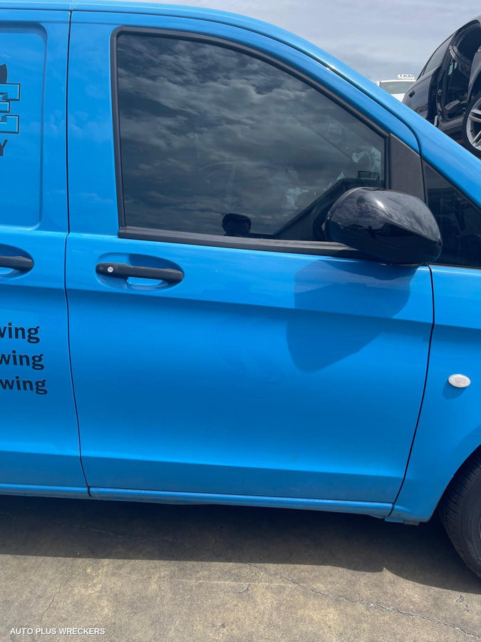 2016 Mercedes Vito Wiper Arm