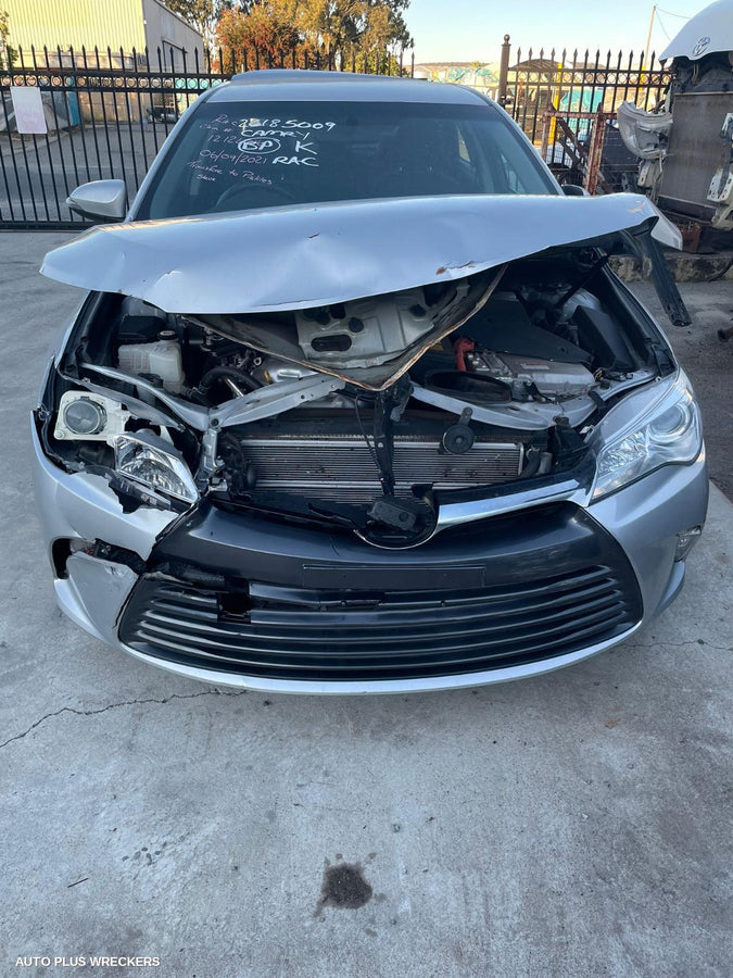 2017 Toyota Camry Left Rear Door Window