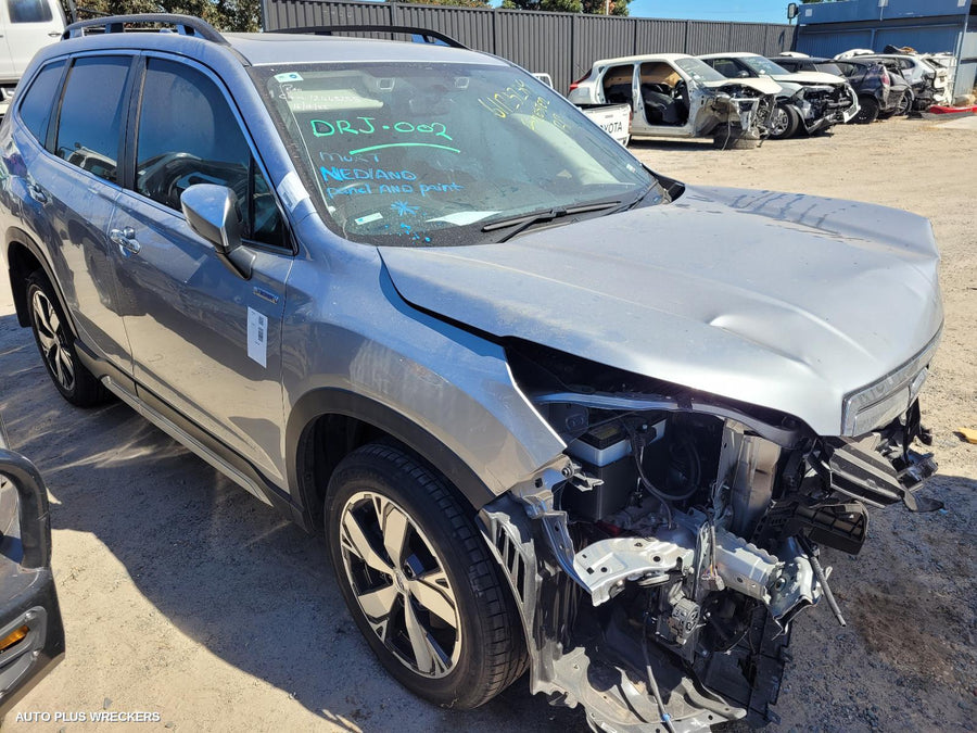 2020 Subaru Forester Body Door Mould