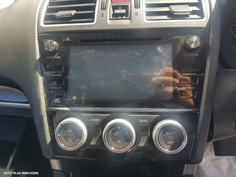 2017 Subaru Forester Sunvisor