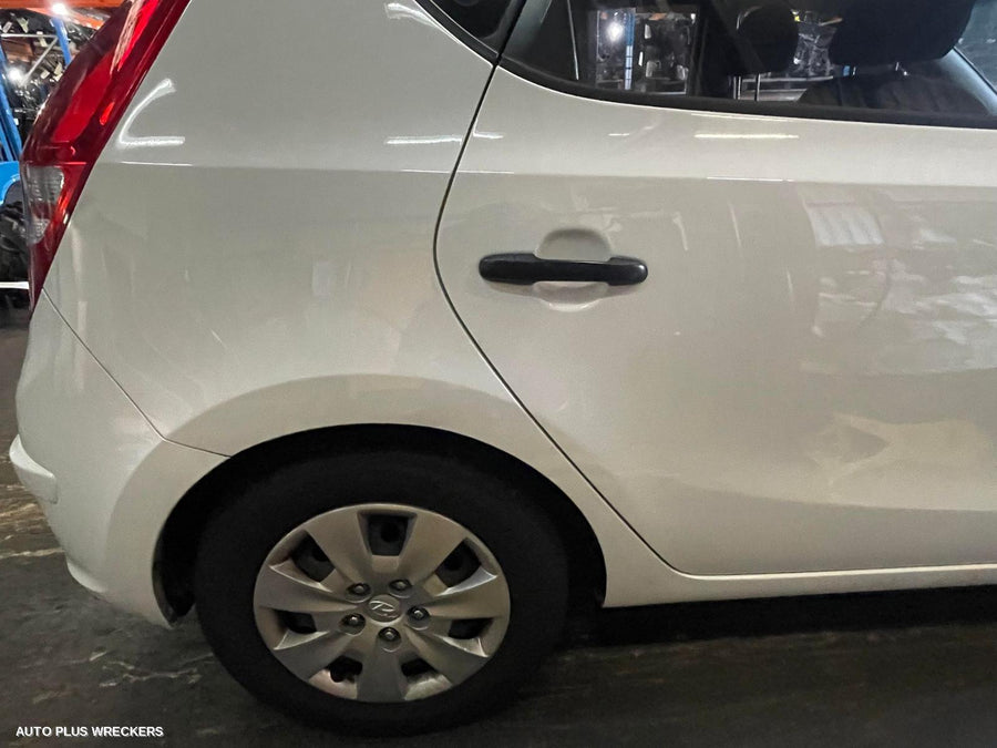 2009 Hyundai I30 Left Rear Door Window