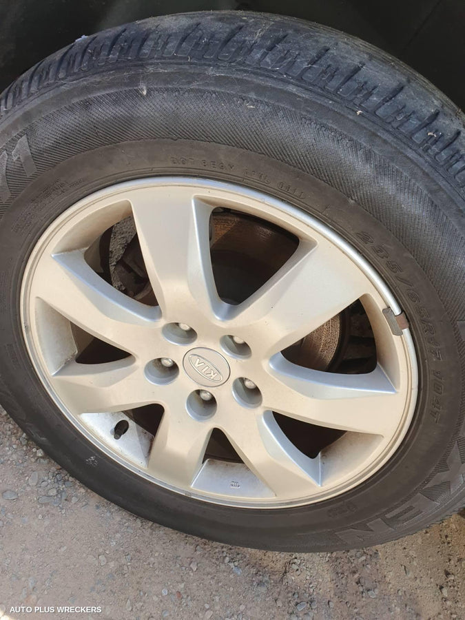 2011 Kia Sorento Fan