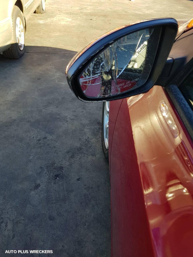 2010 Holden Cruze Right Headlamp