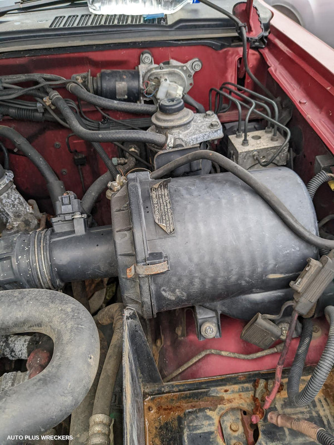 2008 Nissan Navara Left Guard