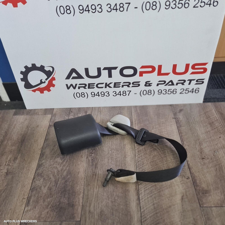 2018 Toyota Hiace Seatbelt Stalk