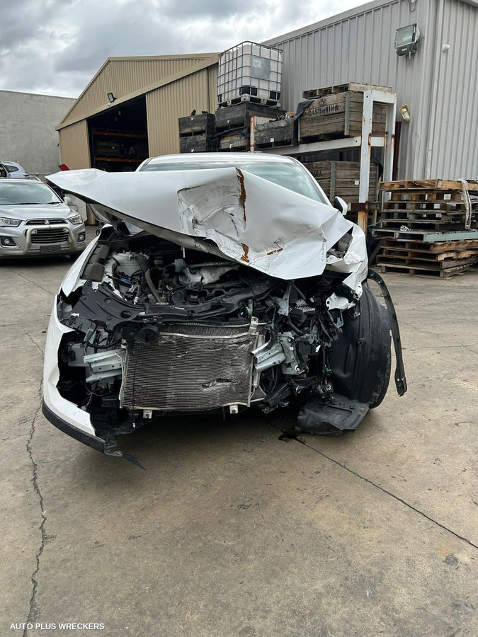 2017 Mazda Cx5 Left Front Hub Assembly