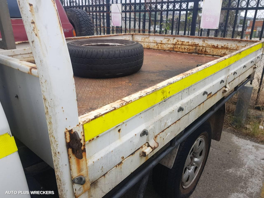 1997-2015 Nissan Navara Towbar