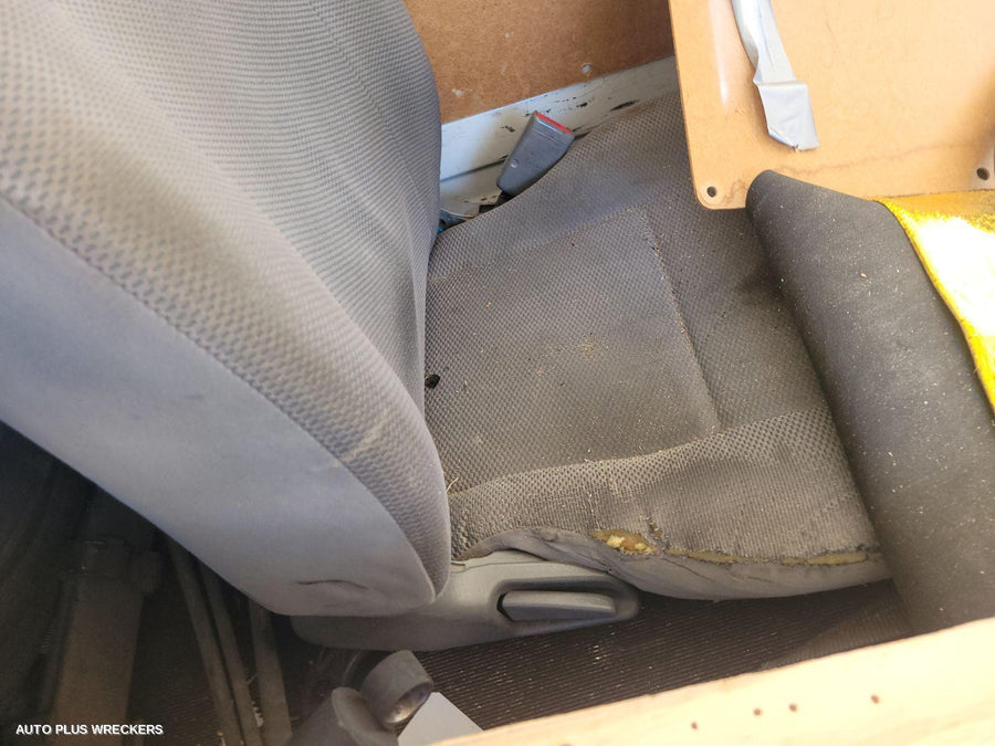 2006 Toyota Hiace Heater Fan Motor