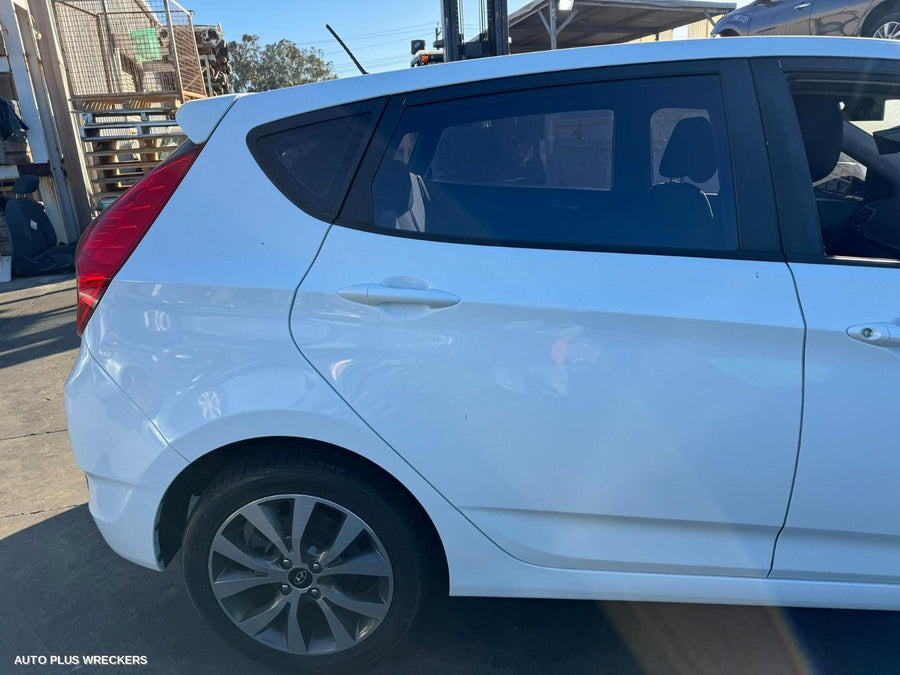 2016 HYUNDAI ACCENT SUNVISOR