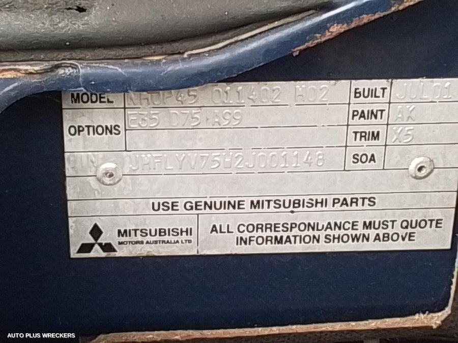 2001 Mitsubishi Pajero Left Front Door