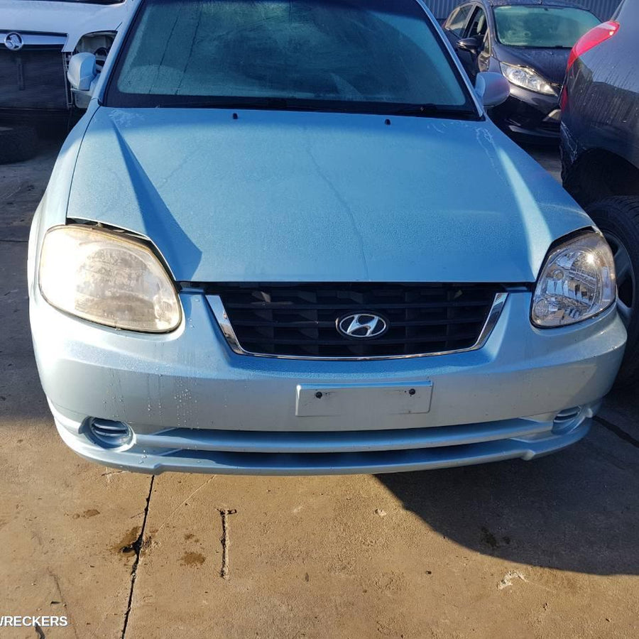 2005 Hyundai Accent Left Door Mirror
