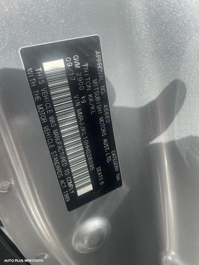 2017 Mitsubishi Triton Right Front Strut