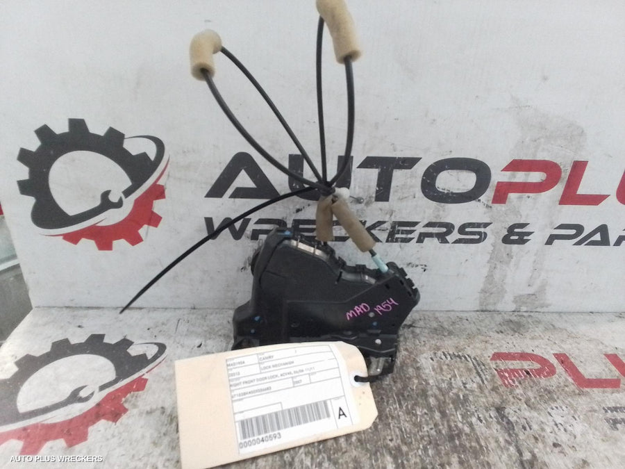 2006-2011 Toyota Camry Door Boot Gate Lock