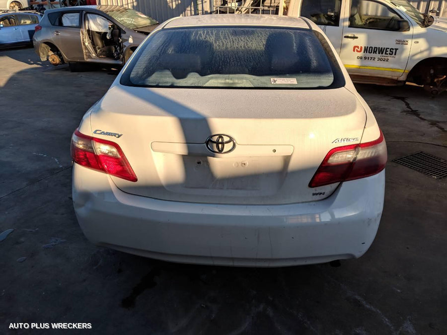 2007 Toyota Camry Door Boot Gate Lock