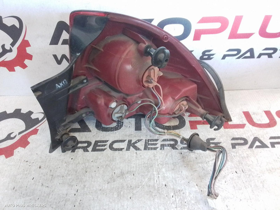 2004 Holden Commodore Left Taillight