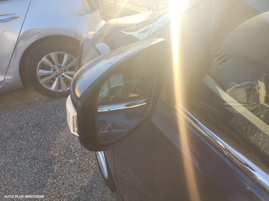 2015 Nissan Pulsar Radiator