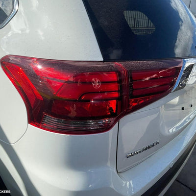 2017 Mitsubishi Outlander Left Rear Side Glass